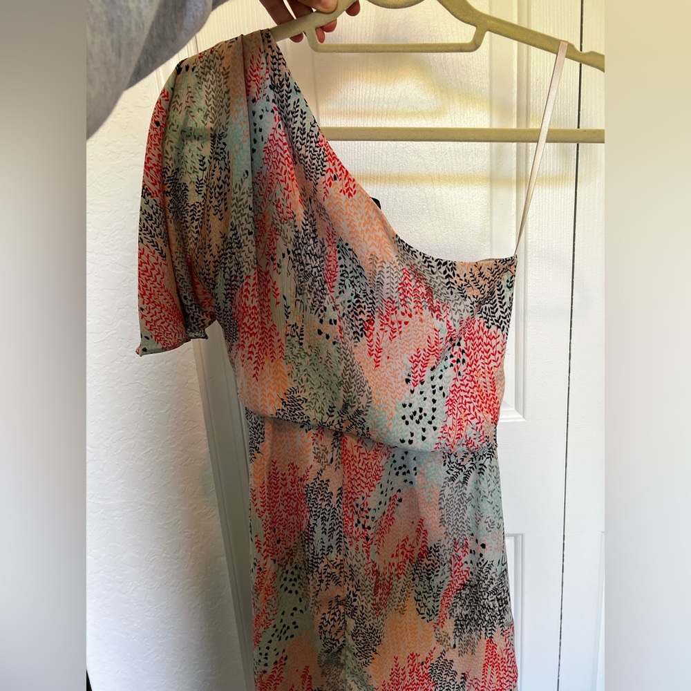 One shoulder dress